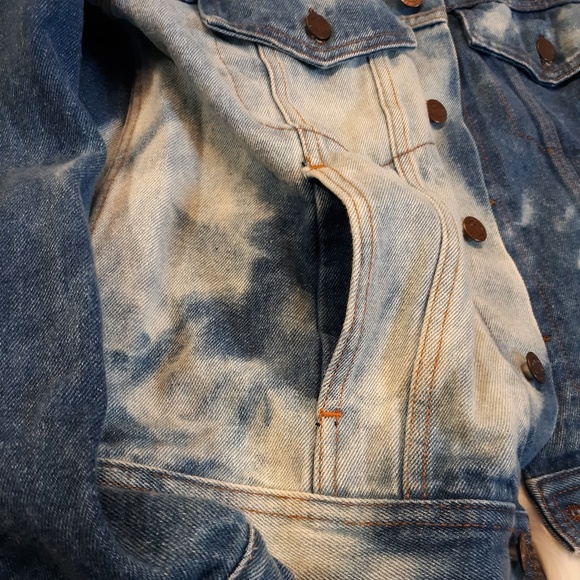 Vintage Denim Jacket - Picture 5 of 9